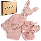 MOYO Baby Geschenk Set - hochwertiges Strickset aus Schnuffeltuch und Schühchen – Bio-Baumwolle (GOTS) - als Geschenk zur Geburt Junge & Mädchen – Baby Erstausstattung Neugeborene (Hej Baby - Rosé)