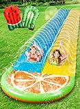 Sloosh 22,5ft/685,8cm Wasserrutsche mit 2 aufblasbaren Boards, doppelte Rasen-Wasserrutsche mit fortschrittlichen Sprinklern, Sommerspielzeug für Kinder und Erwachsene, Spaß im Garten, Orange