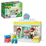 LEGO 10968 DUPLO Arztbesuch, Lernspielzeug für Kleinkinder, Spielzeug für Mädchen und Jungen ab 2 Jahre mit Figuren: Ärztin, Vater und Kind